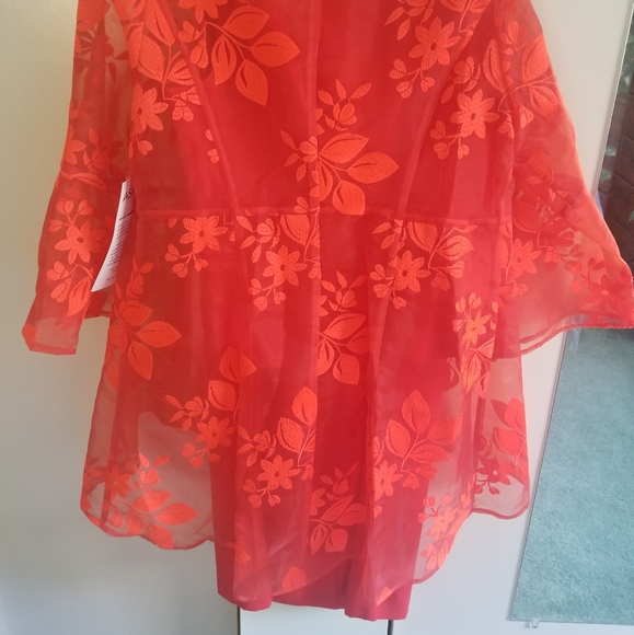 3 piece Skirt Suit - Picture 4 of 11